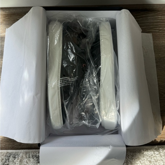 Good Man Brand Black Leather Sneakers Mens size 10 - Picture 8 of 9